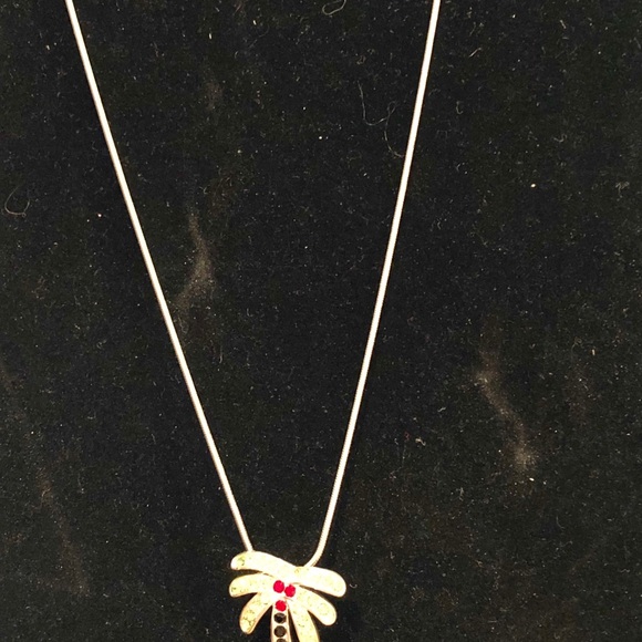 🌈 Sparkly Palm Tree Necklace - Picture 2 of 3